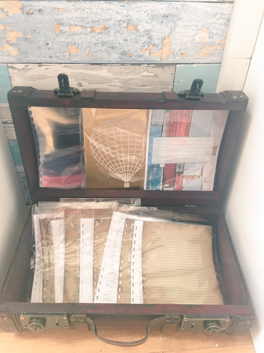 Creatour16's tweet photo. One week to go! Come to the exhibition on June 15th @Chi_College #travel #stationary #travelstationary #creatour https://t.co/M2mvJPNL64