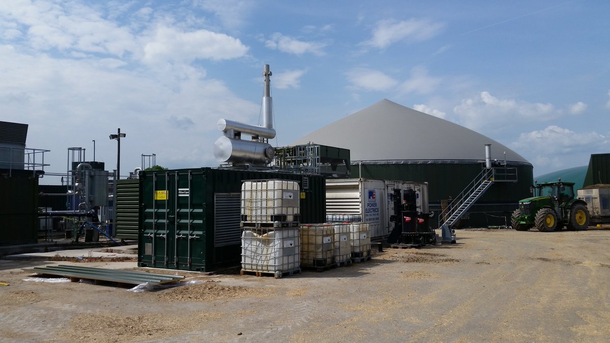GrantAuton's tweet photo. Apsley Farm Biodigester guided tour, impressive...Has sold me on the idea.  #Greenenergy #sustainability https://t.co/oWLoSdUkal