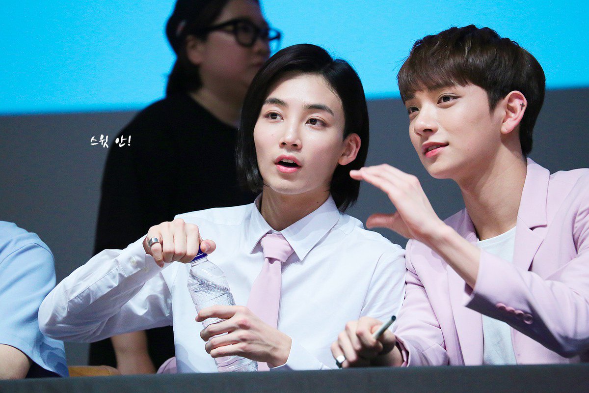 Sweet_On_95's tweet photo. 🙊🙊🙊
@pledis_17 
#세븐틴 #조슈아 #정한 #SEVENTEEN #JOSHUA #JEONGHAN

https://t.co/uw2MEuaqJw https://t.co/eVq2vRA6bz