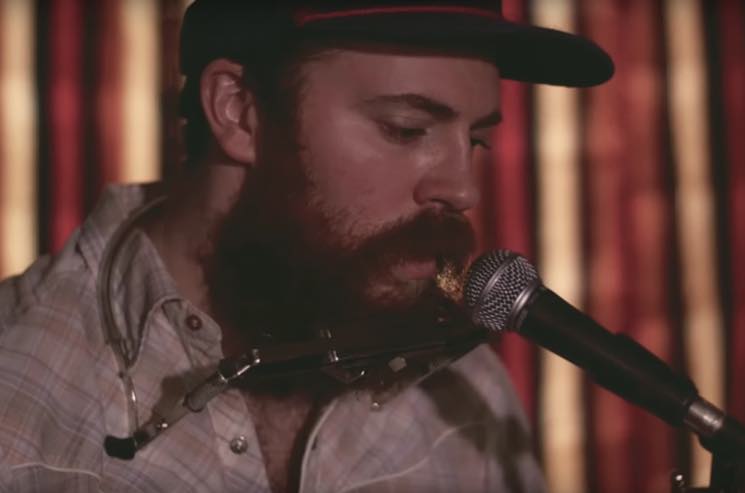 Watch <a href="/woolandhowl/">Wool and Howl</a> perform a lush rendition of their track "Follow Me": ow.ly/muZh3013q7k