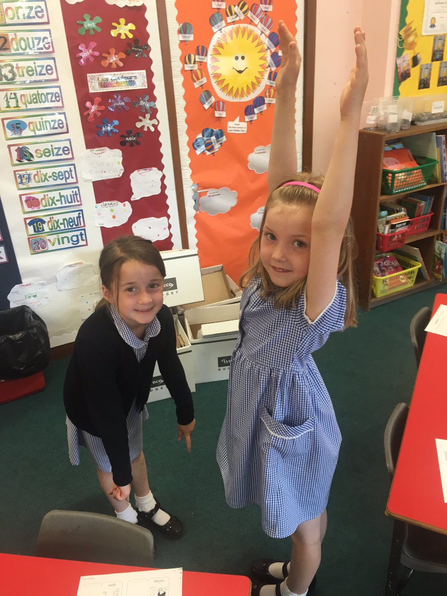 primary_2b's tweet photo. We demonstrated opposites. Miss Oliver had to guess what they were! #updown #asleepawake #widenarrow #longshort https://t.co/nxj3Nykv2u