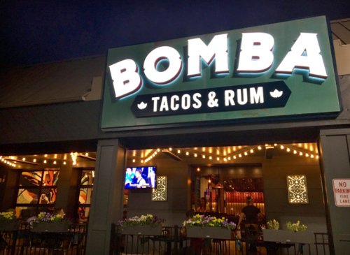 LynneSherwin's tweet photo. Food news: Wine, rum, pizza, cronuts. Hungry yet? @SVWine @halefarm @MainStreetMedin https://t.co/np8wxOwgdu https://t.co/APXQmD233f