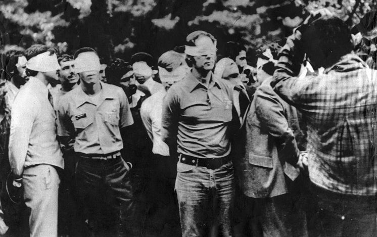 CrisisChronicle's tweet photo. Dec 18 1979
The following photograph has recently been released, giving insight into the hostages' condition: https://t.co/7WmnVXyEbU