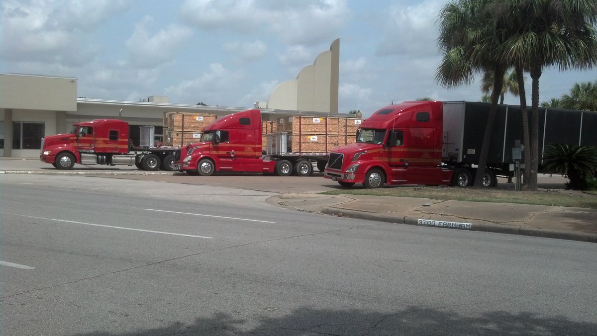 PVTDispatch's tweet image. Did you know there are over 3.5 Million truck drivers in America?
#WednesdayWisdom  in the trucking world