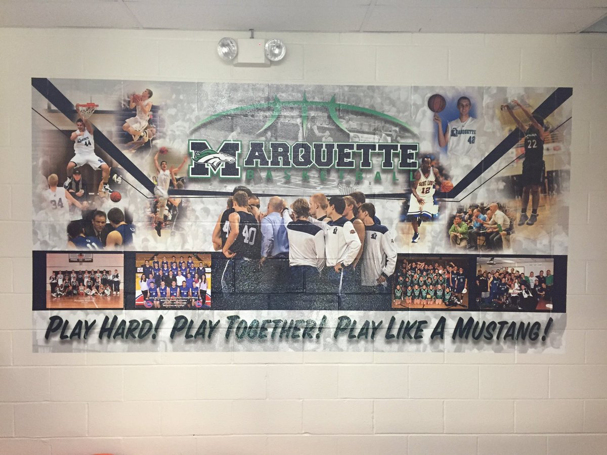 MarquetteStangs's tweet image. Great work by @Logodaddy sprucing up the entryway coming into the gym from the @Marquette_Hoops locker!