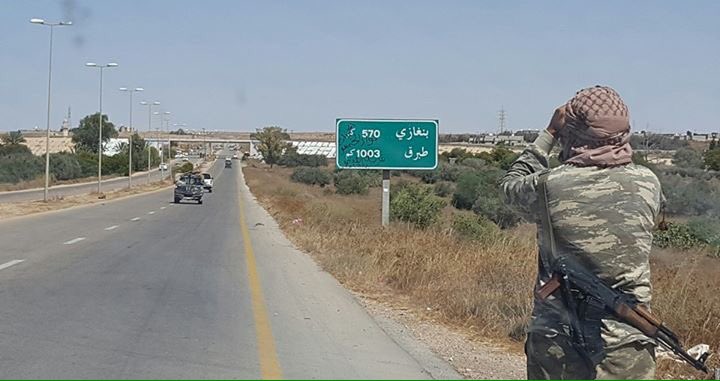 Mustafa Zubi Sur Twitter شايف القمر شو بعيد جيش حفتر أبعد منو