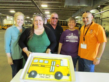 IBT_320's tweet photo. Proud to have the men women who serve #SSD1 students as strong #Teamsters! via @Brian_Aldes @MPS_News @Teamsters https://t.co/YuwXvUanM7