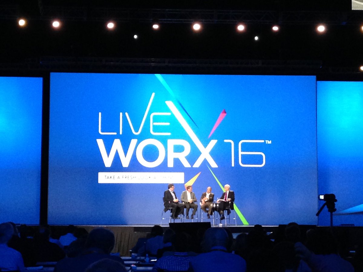thomasroser's tweet photo. Shipping a product no longer means losing sight of it says #MichaelEPorter at #LiveWorx #IoT https://t.co/lPLsKANF47