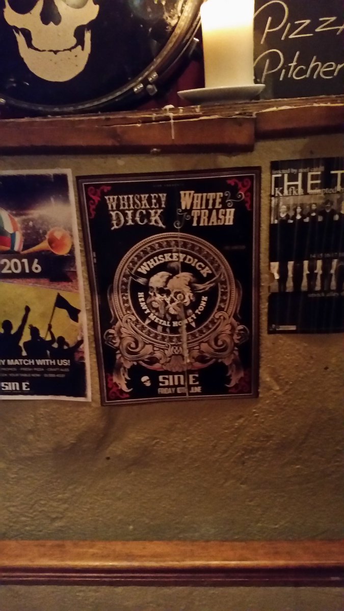 WhitetrashIRL's tweet photo. @Sin_E_Dublin @Whiskeydick1 https://t.co/6ivz1GLS12