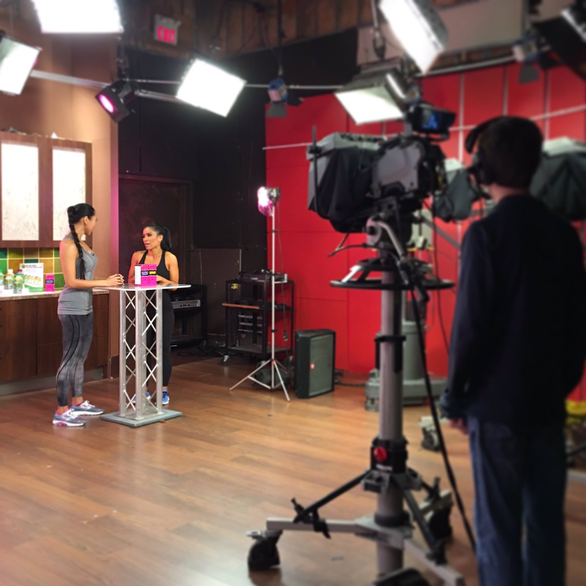 Behind the scenes from a Rogers TV Fit &amp; Strong segment filmed today w/ Sally Leung &amp; co-founder, Karen Gauvreau! 🎥