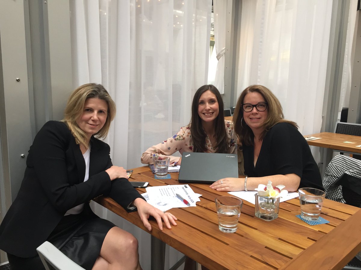 AXON_Comms's tweet photo. At #AXONToronto no two days are ever the same in #medcomms #varietyisthespiceoflife #workinglunch https://t.co/XytTGOh8eS