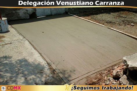 A_VCarranza's tweet image. #SeguimosTrabajando Se inicio la construccion de la banqueta en calle Puerto Arturo, Col. Romero Rubio.