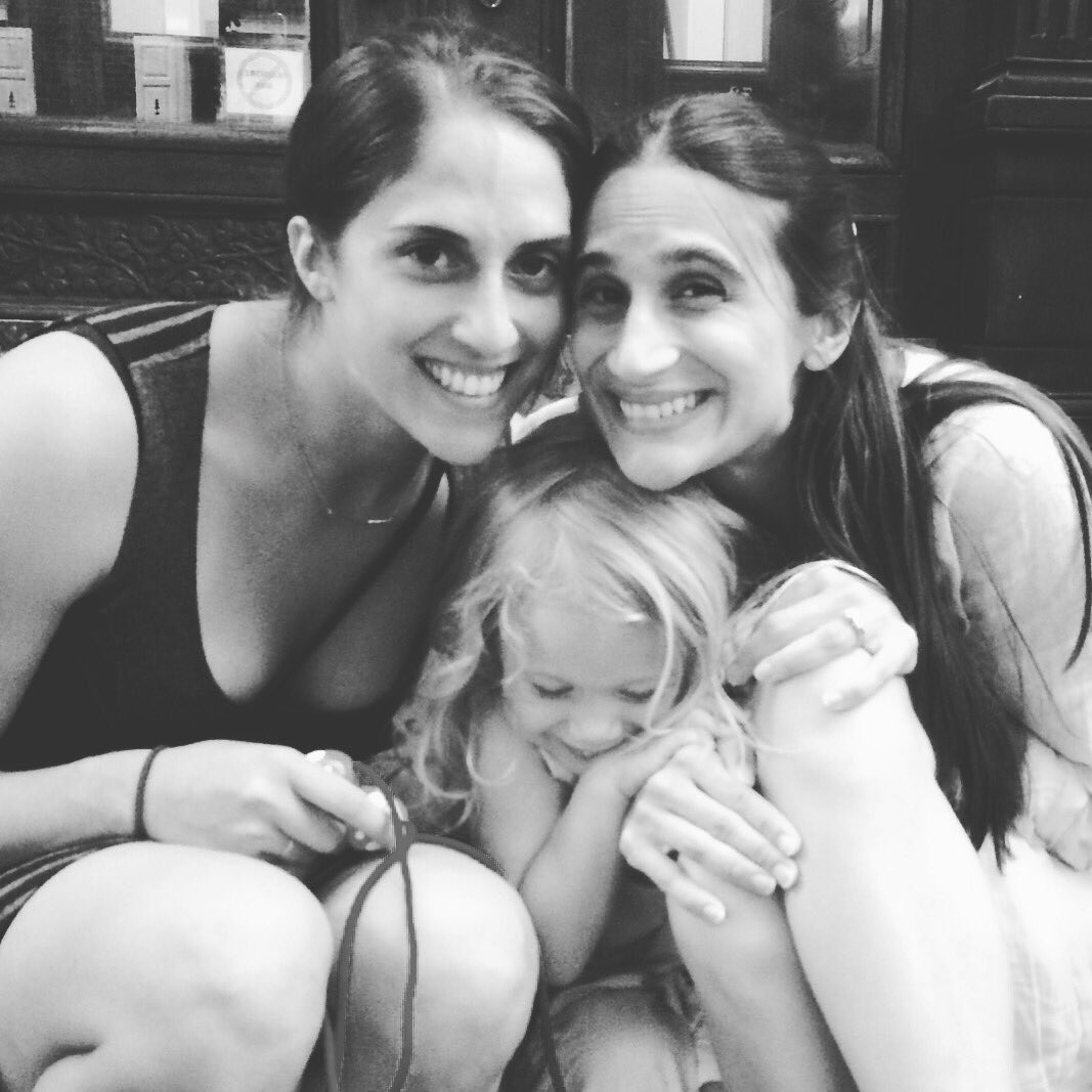 Sitabhuller's tweet photo. A weekend in NYC for some family love 💗 https://t.co/JrNmXHYKU3