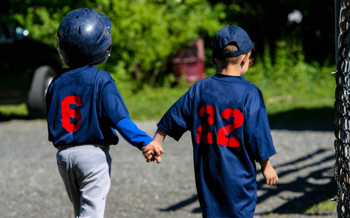 LittleLeague's tweet photo. Started as teammates, ended as best friends. #NationalBestFriendsDay https://t.co/8hxJx53ahV