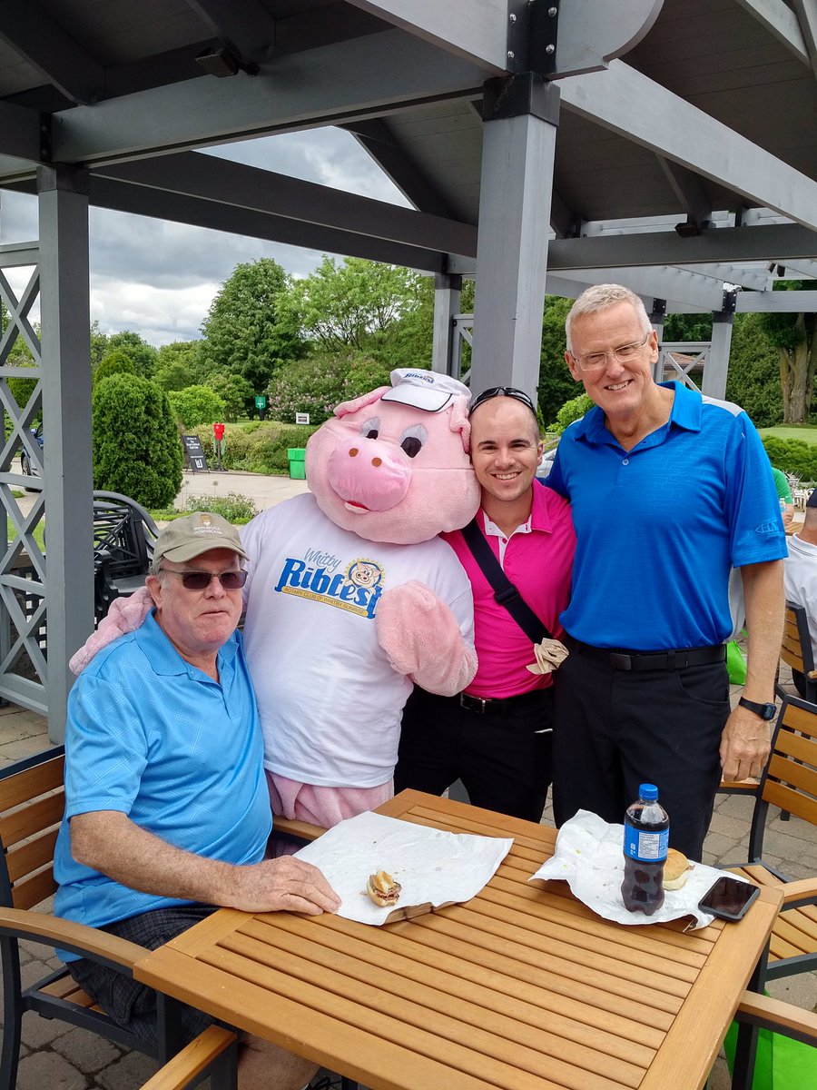 Golfing with a few of my fav #Rotarians at <a href="/WhitbyChamber/">Whitby Chamber</a> golf tourney today! <a href="/PursuitTrainng/">Pursuit Training</a> <a href="/Blair_RLP/">Blair Buchanan</a>