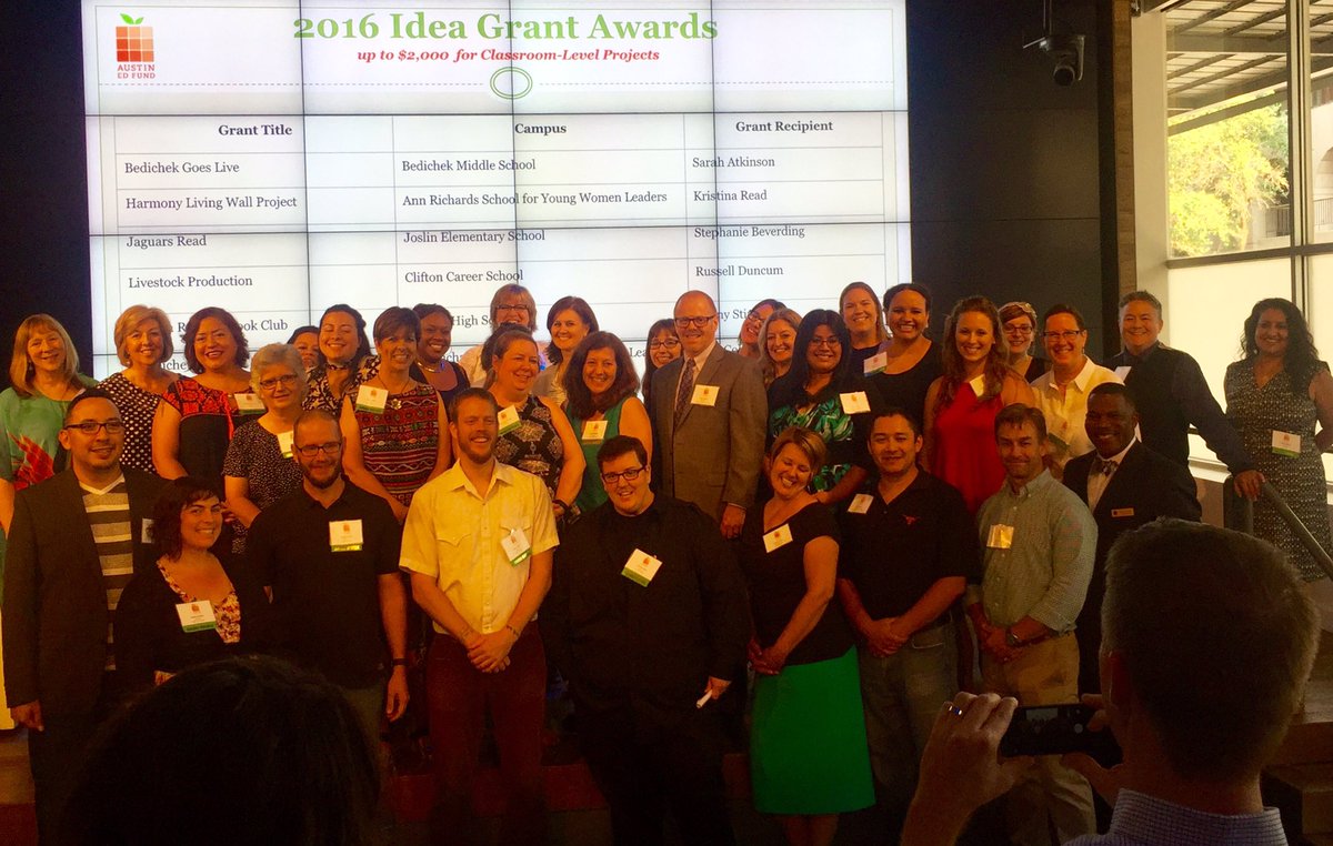 RevDrJayme's tweet image. So #AISDproud of our @AustinEdFund 2016 #IdeaGrant winners--w/ projects to benefit @GovalleRdrunner &amp;amp; @PalmPandas!