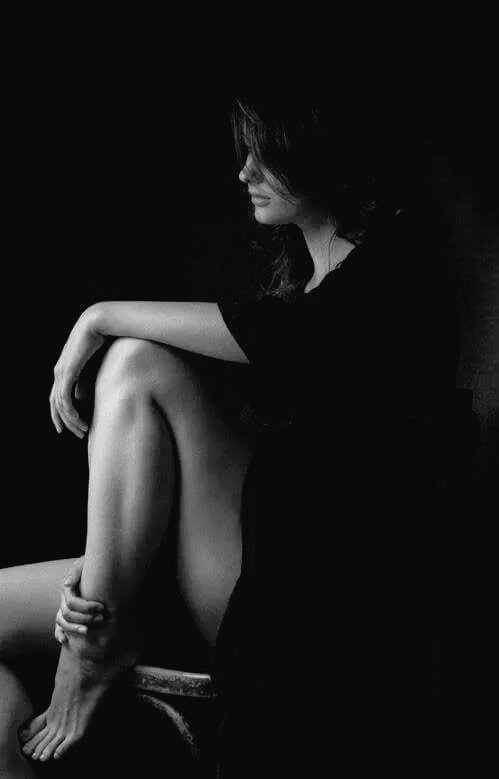 _Barbara_04's tweet image. Non è la vita che ti cambia. Sono le persone. E lo fanno sempre #inUnModo crudele. Tradendo la tua fiducia