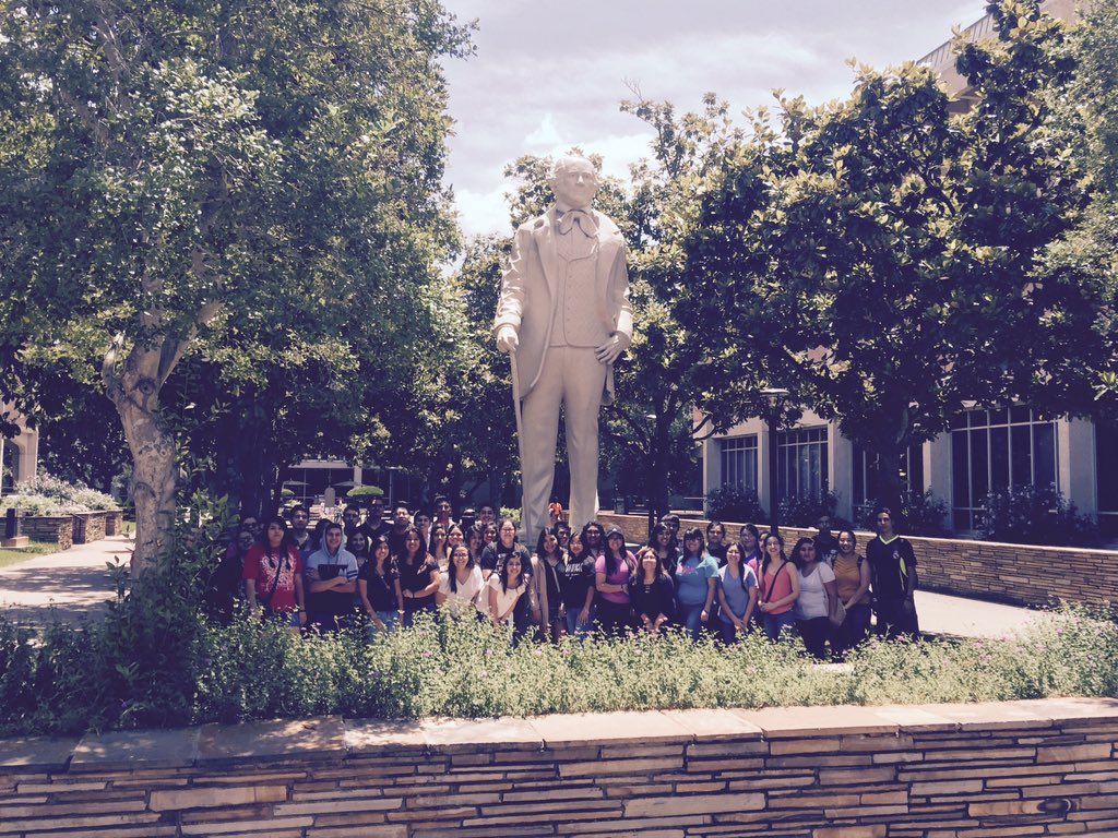 WinnGearUp2017's tweet photo. Visit to SHSU done! #ccwinn #SHSU #college #imgoingtocollege #gearup https://t.co/9Wz2rgfCcE