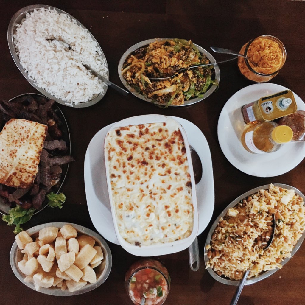 Damon and Jo on Twitter "Somebody get us a bib, two Guaranás, and