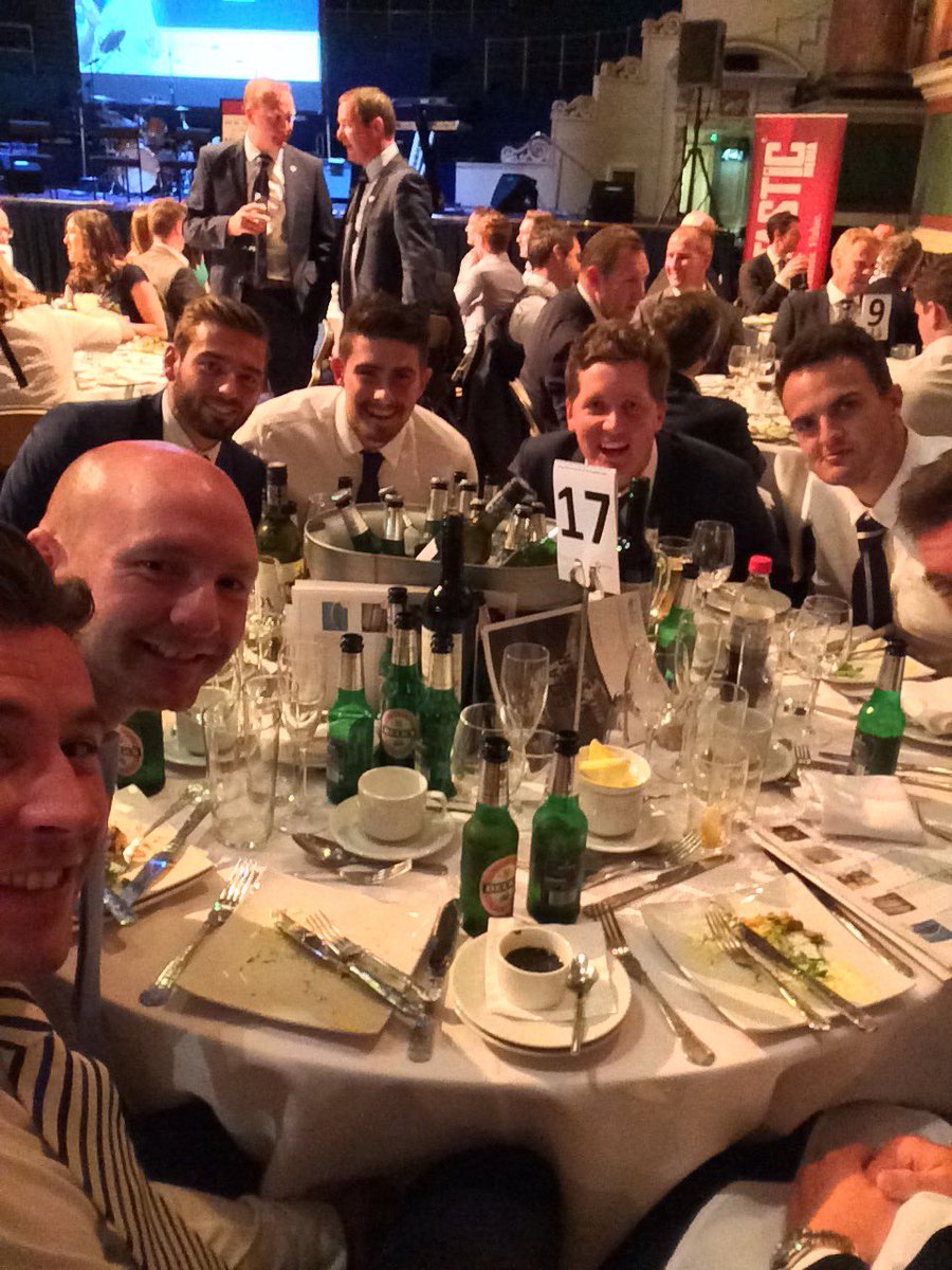 Lads absolutely mad for <a href="/AndrewGale2016/">Andrew Gale Benefit</a> benefit night! #Legend #ToastingTheBest