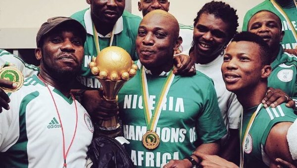 9jaTimes_'s tweet photo. Nollywood stars, musicians, business moguls pay tribute to Stephen Keshi https://t.co/8zTD32k8la https://t.co/ryjFItkmWh