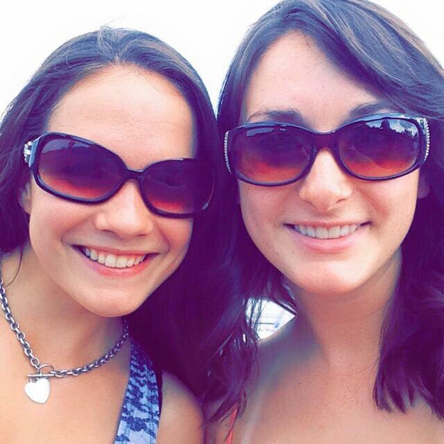 nicolee_renee's tweet photo. #NationalBestFriendsDay @CourtneySmith57 👭 https://t.co/5AeRCsJ8jA