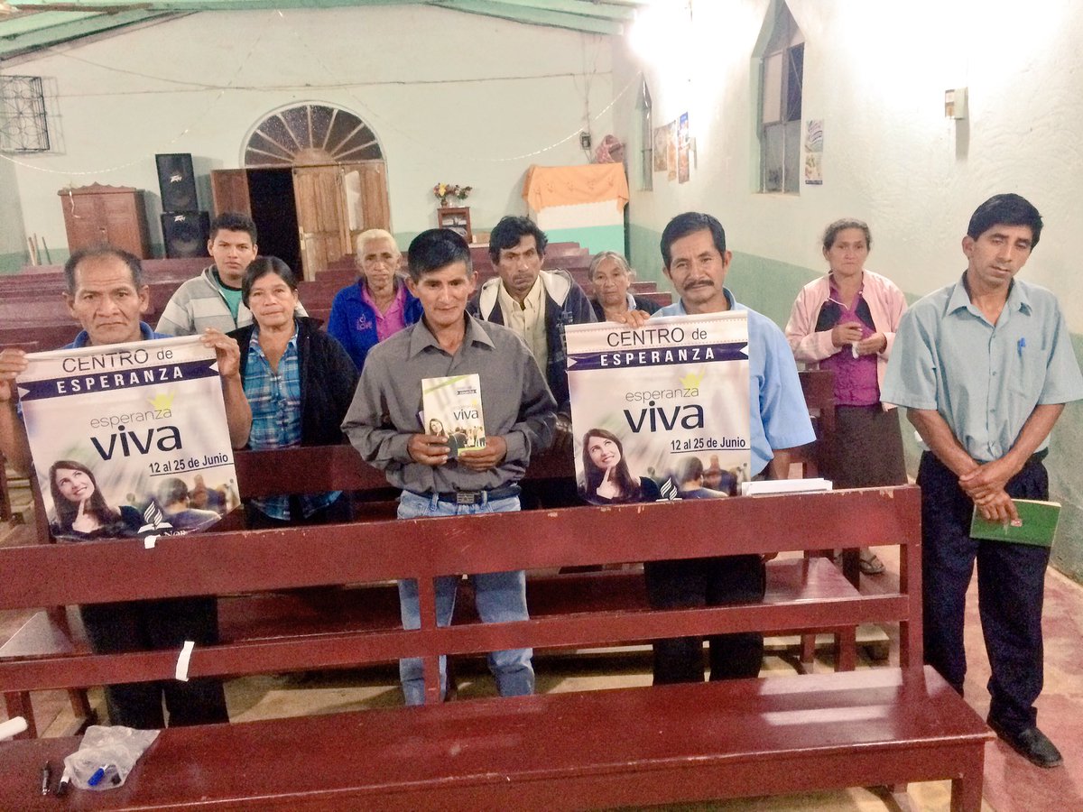 PrJCabrera's tweet photo. Grupos Pequeños de la Igl. Yorongos del #DistritoRiojaEste #MNO comprometidos con #EsperanzaViva #MetasCRM https://t.co/x85Kp8RSOQ