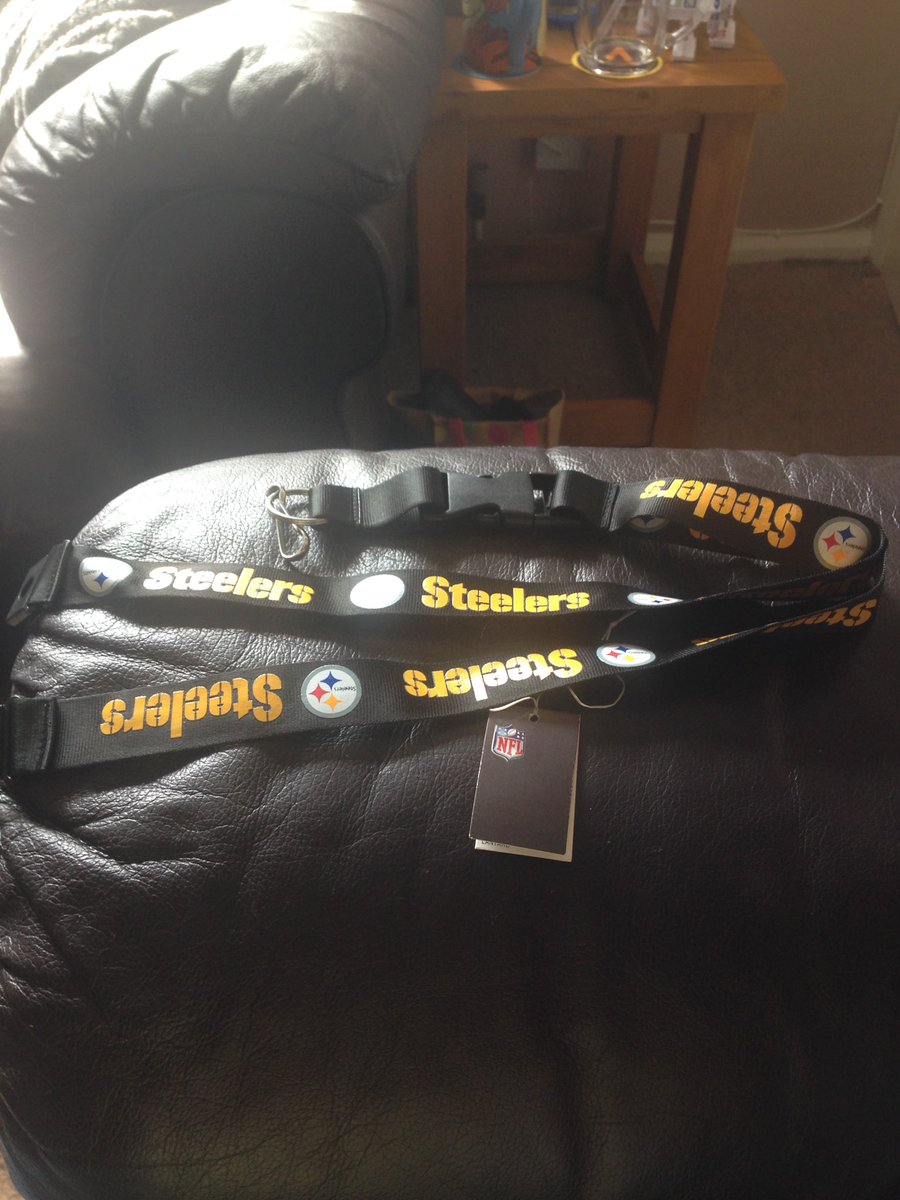 SamD1002's tweet image. It's small, but my first piece of official merchandise in a long time! #englishsteelersfan @steelers @SteelersUnite