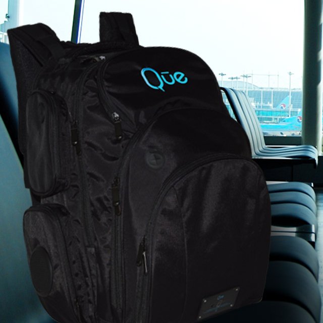 QueProducts's tweet photo. Best gift for Father's Day? #Dad will love a Que #Tech Backpack! #QueProducts #FathersDay #GreatGifts https://t.co/K7cTe7pZto