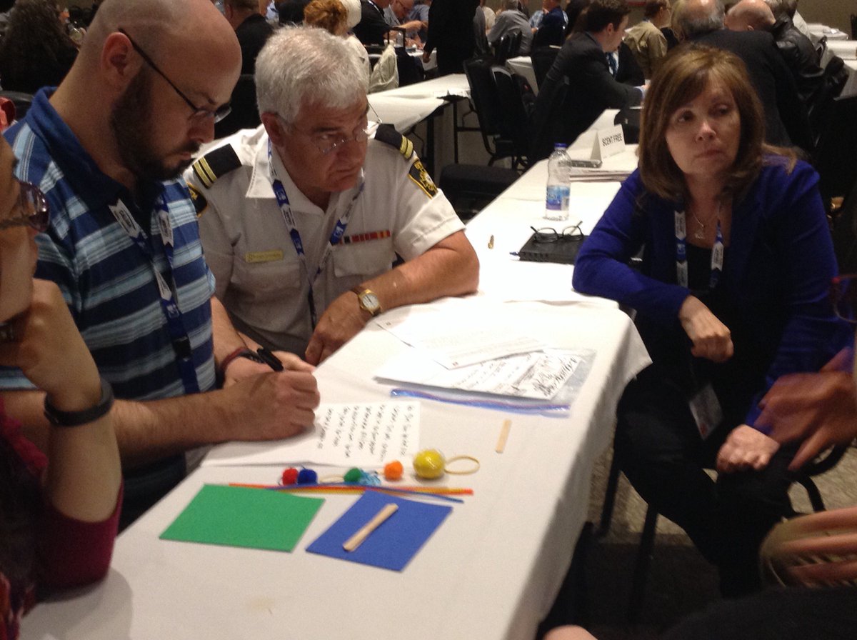 wcdm's tweet photo. Design process step 3 #WCDM2016 closing keynote @FITreadytogo https://t.co/BPTFF64uhz