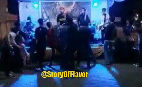 Edie_Bronkz's tweet photo. @StoryOfFlavor pasar kita pamulang with @BOROSBATREmusic and all band #Pmldst #PasukanBerbulu #GrungeIndonesia https://t.co/TyIV6HzA5z