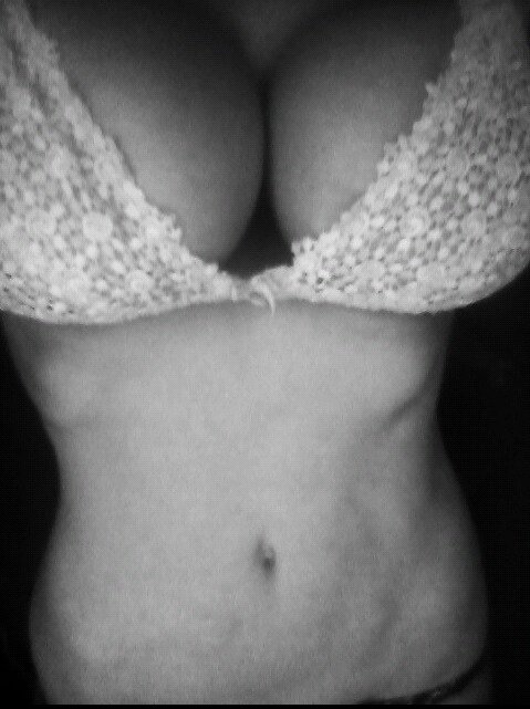 Trixie Racer’s pics and videos