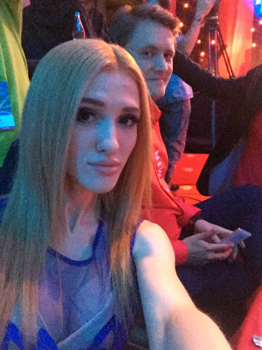 DarinaDiosa tweet picture