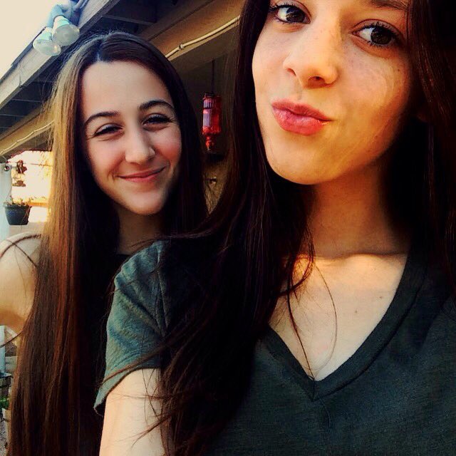 taylorherzogg's tweet image. Happy national bff day❤️ @_gfaris @bellaredpath @gchristiansen1 @DenaliDygert @Kaaaammber @NikkiMansky @jackson&amp;amp;ari