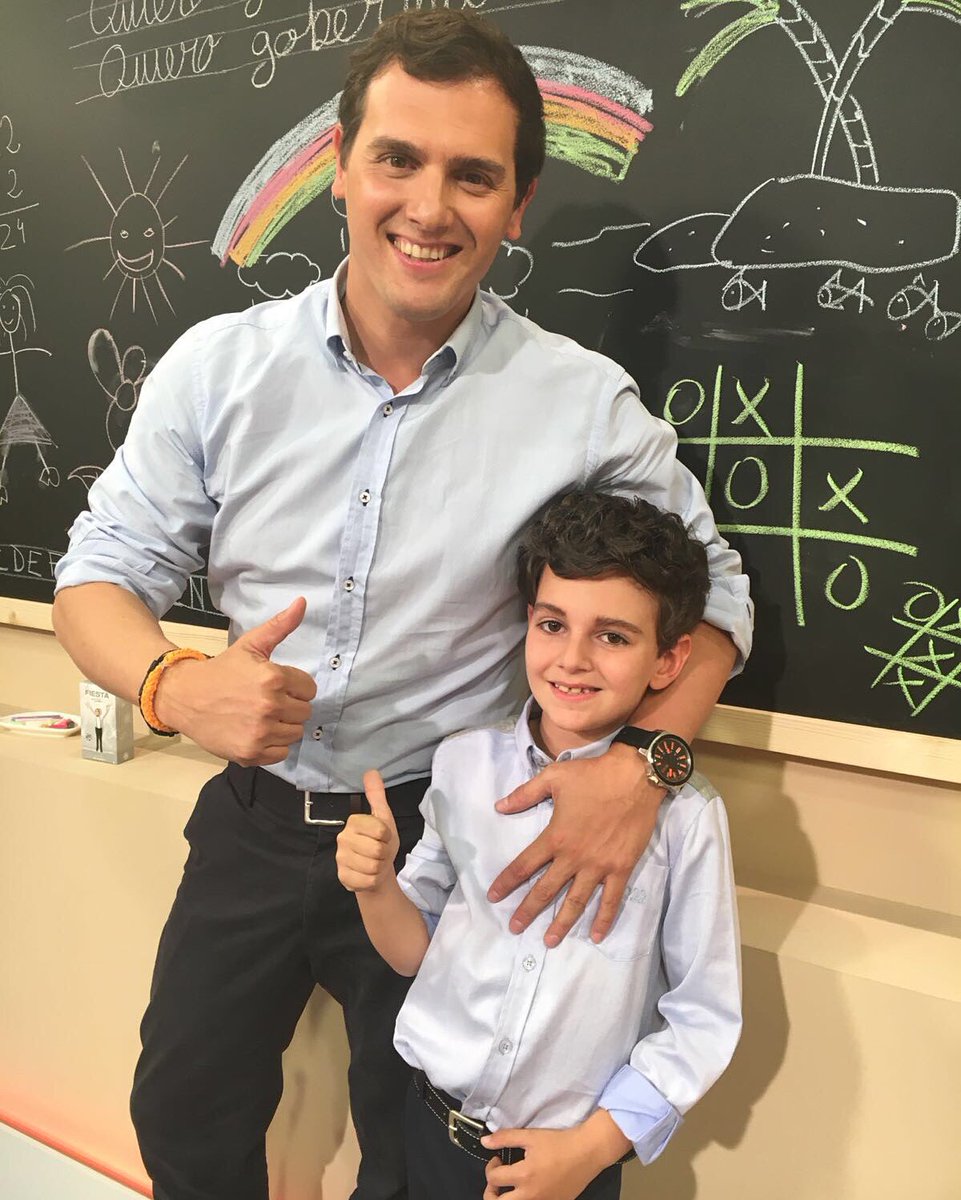 PablitoGomariz's tweet photo. Ponemos fin a la ronda de entrevistas. Con el deseo de que os hayan gustado. Millones de gracias. ¡Hasta pronto! 😚 https://t.co/XSxAyb16Px
