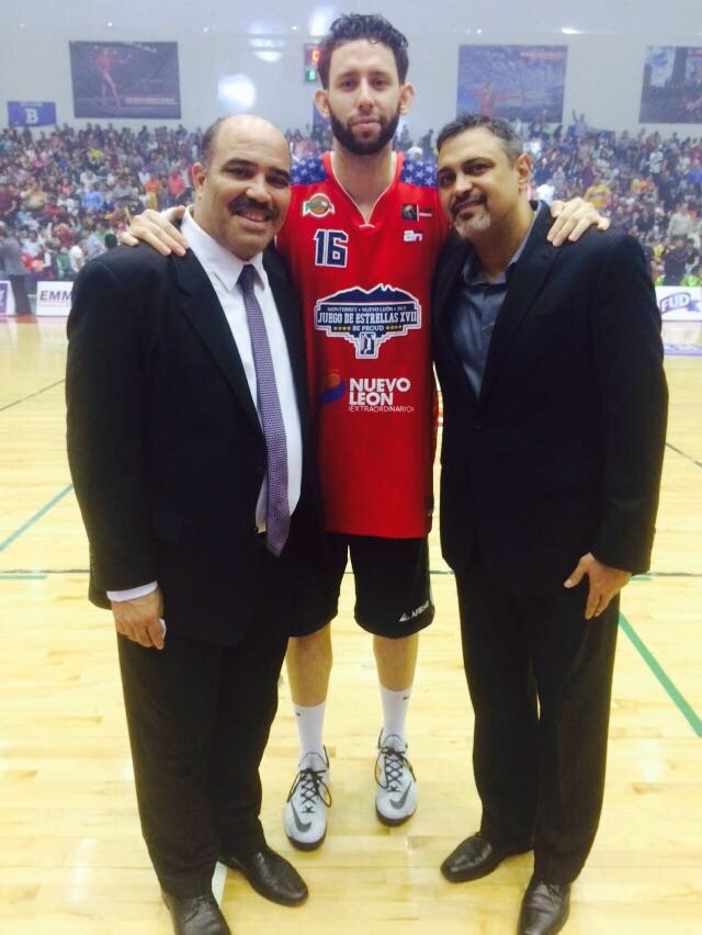 CintronManolo's tweet photo. Yao exito siempre https://t.co/n8Qw5dqZA1