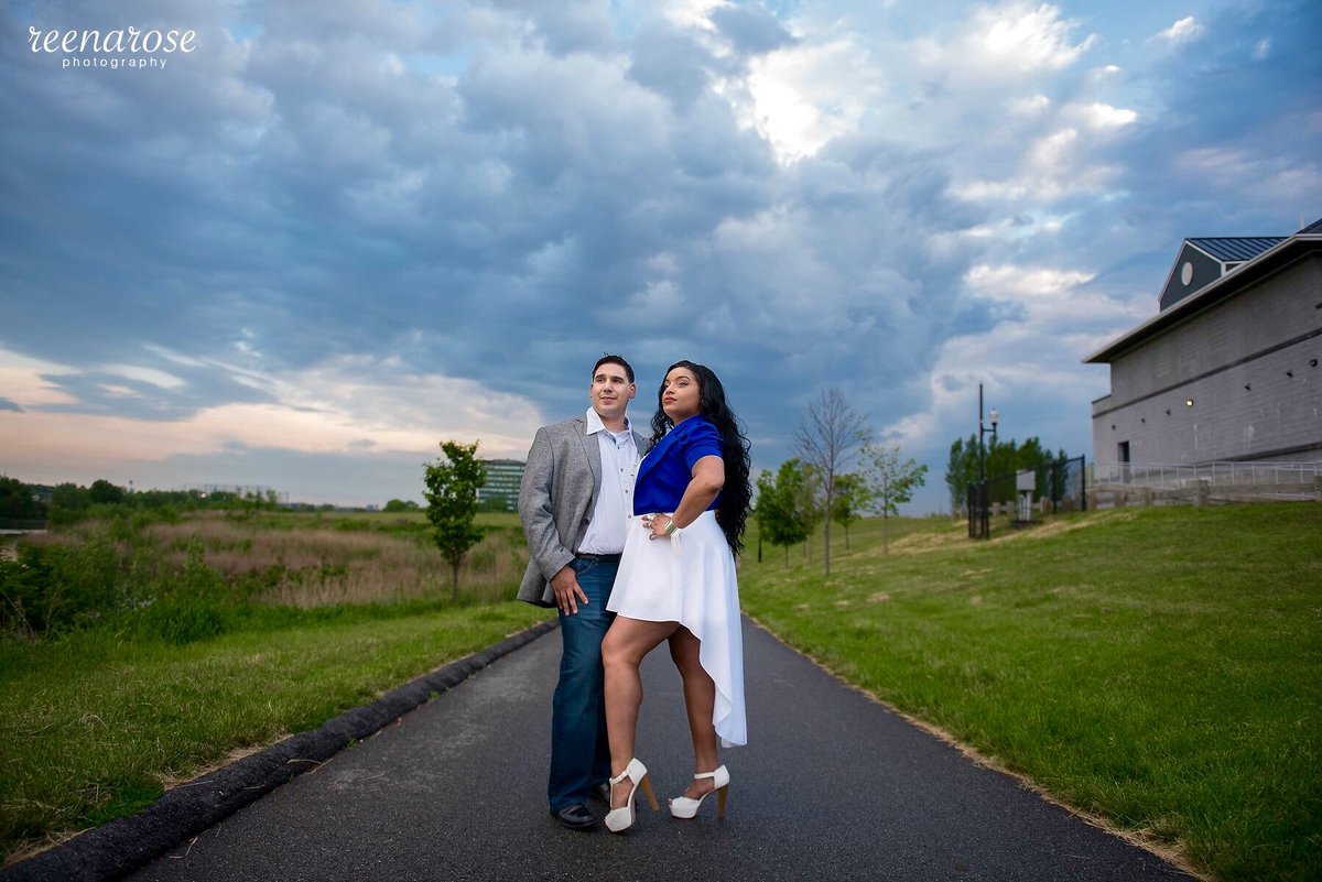 Melissa + Brian's  #engagement photo. Love this couple!