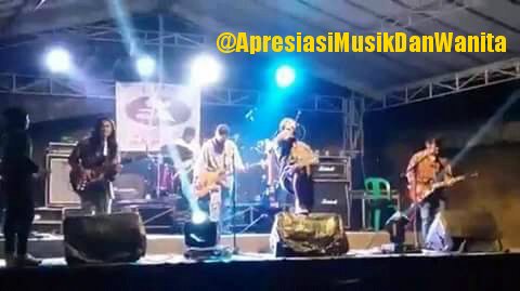 Edie_Bronkz's tweet photo. @ApresiasiMudikDanWanita pondok petir..#Pmldst #PasukanBerbulu #GrungeIndonesia #LetsGrunge #GrungeTerus https://t.co/21hsgft2EC