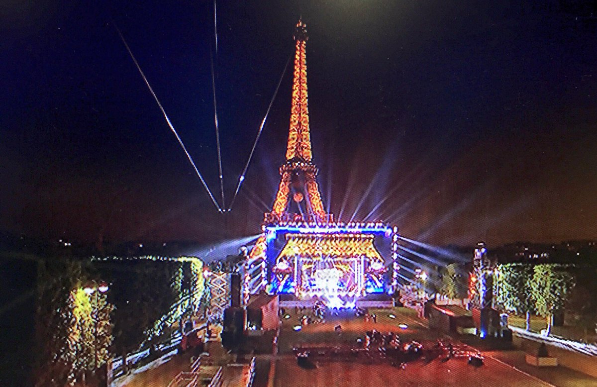 Un dispositif unique pour le grand show d ouverture de l euro demain soir <a href="/TF1/">TF1</a> @alsublet