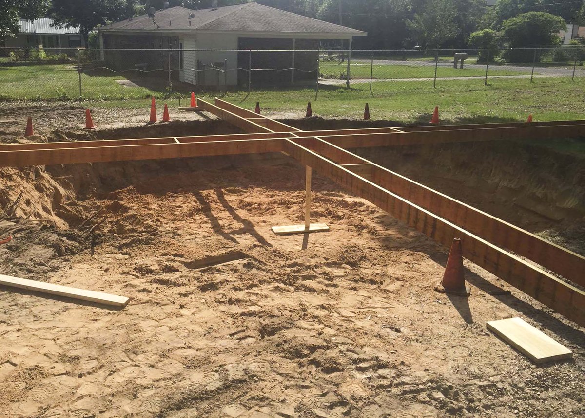 TeenXtremeCamp's tweet photo. What is this you ask? Oh, just construction of THE BEST GAME EVER! #TeenExtremeCamp https://t.co/4V7UdPPqfs
