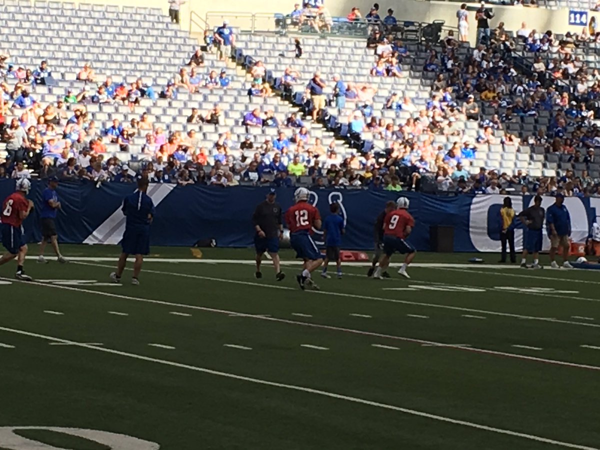 JasonSpells's tweet photo. We've waited 7mos to see this. Andrew Luck back in the field at Lucas Oil Stadium. #WthrColts https://t.co/K0We0PTtPc
