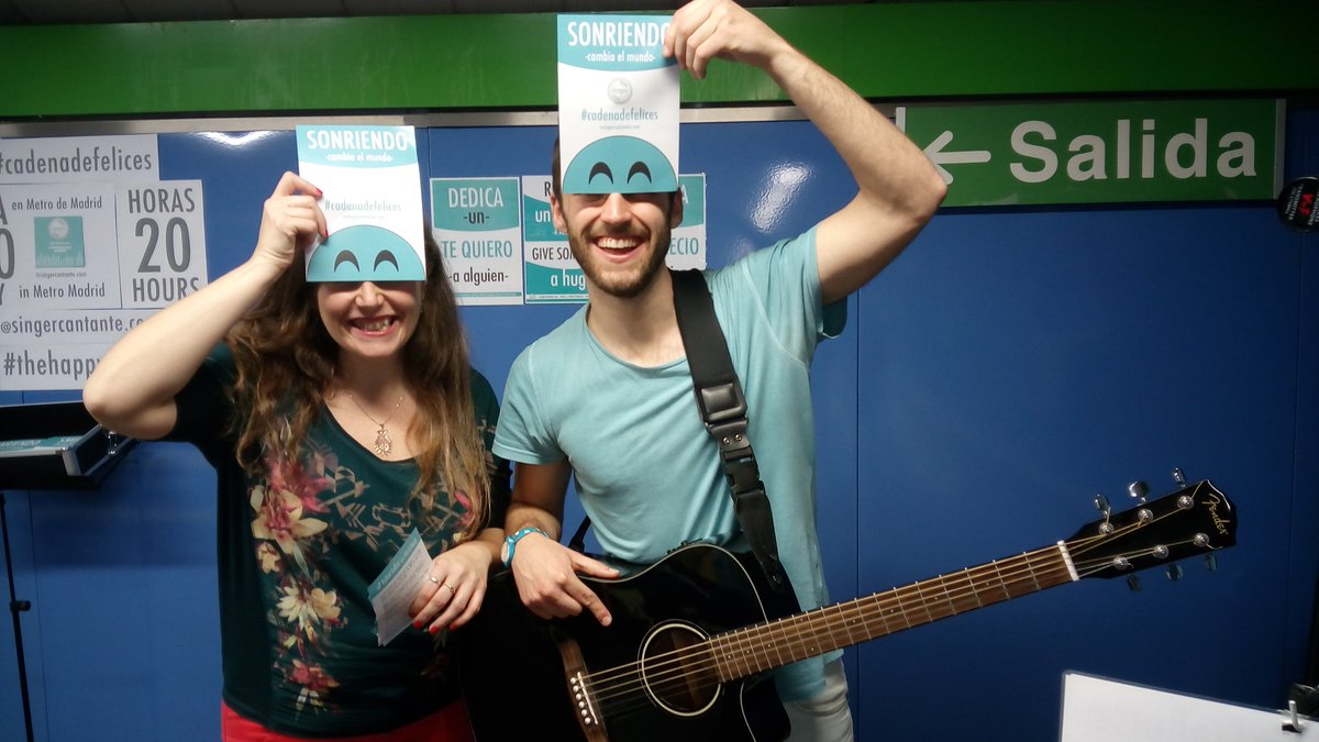 singercantante's tweet photo. Hora 16. Hour 16. #Día100 #Day100 #CadenaDeFelices #TheHappyChain #MetroDeMadrid #Chueca
https://t.co/OstPhIdtGI https://t.co/f0lIOepLOf