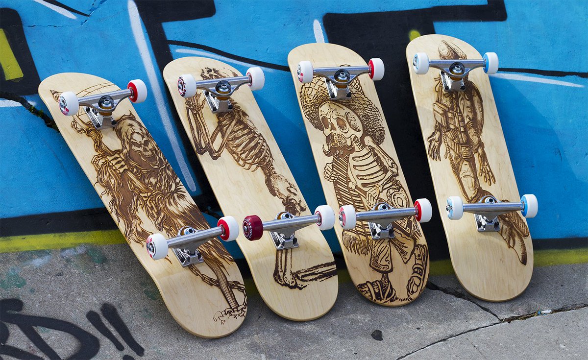 skinnercustom tweet picture