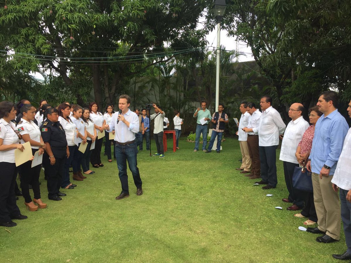 EvielPM's tweet image. Con la incorporación de mujeres policías chiapanecas al #SVJF protegemos el futuro educativo de sus hijos. #Chiapas