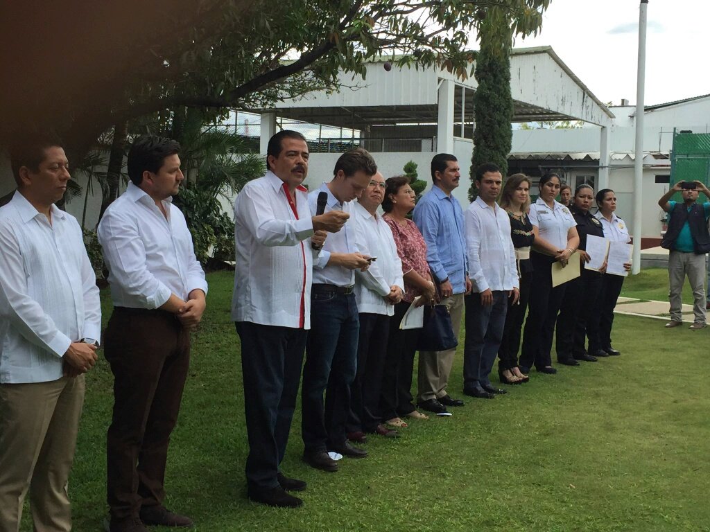 EvielPM's tweet image. Con la incorporación de mujeres policías chiapanecas al #SVJF protegemos el futuro educativo de sus hijos. #Chiapas