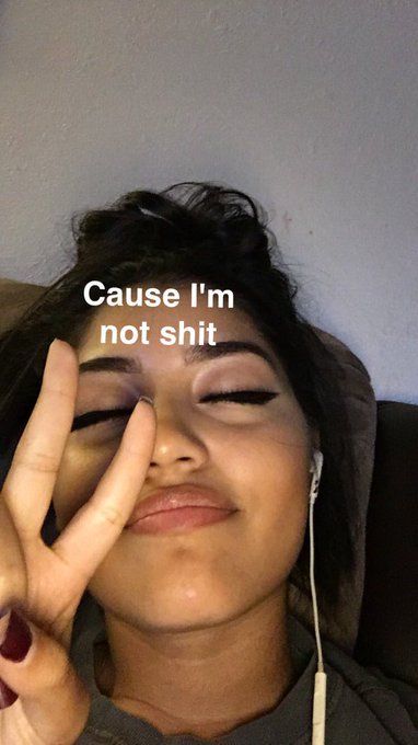 What people see when I let them into my life https://t.co/PW5ywvhFJs<a href="/tag/superfan"class="tags"><span>#superfan</span></a>