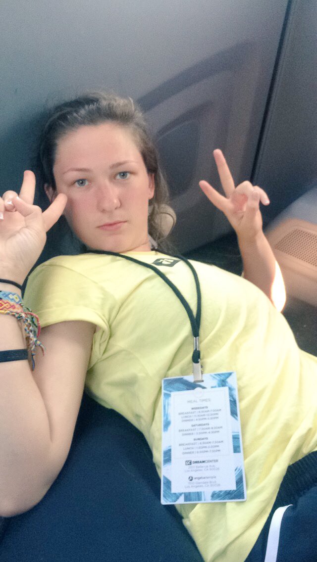 lauren_pidge7's tweet photo. LA traffics got me like #trunkinit https://t.co/4mkW1IO2pM