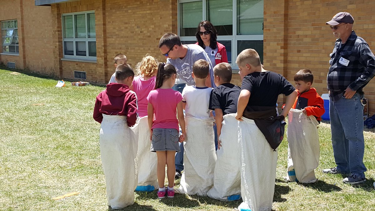 PrincipalMudore's tweet photo. 3 successful days of field day with no rain!#WeLovePTG. #Thanksvolunteers https://t.co/4hbbSvCaWl