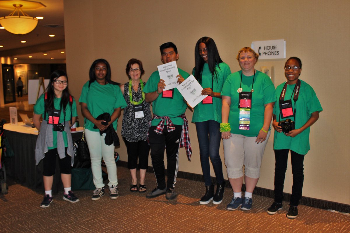 Beth-Lynn Bow (@bethlynnbow) on Twitter photo <a href="/OakdaleParkMS/">Oakdale Park MS</a> students & alumni volunteered at the Ontario Genealogical Society Conf. last weekend: great help! <a href="/OakdaleParkMS/">Oakdale Park MS</a> students & alumni volunteered at the Ontario Genealogical Society Conf. last weekend: great help!