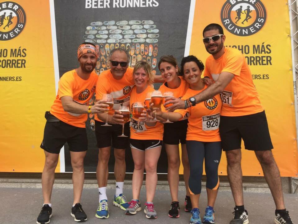 casomeralla's tweet photo. @BeerRunners_es @Cervecear Un año como capi de @BeerRunnersOvi! Vamos a por un Oviedo naranja!Gracias por estar ahí https://t.co/0DQQ7fnTJG